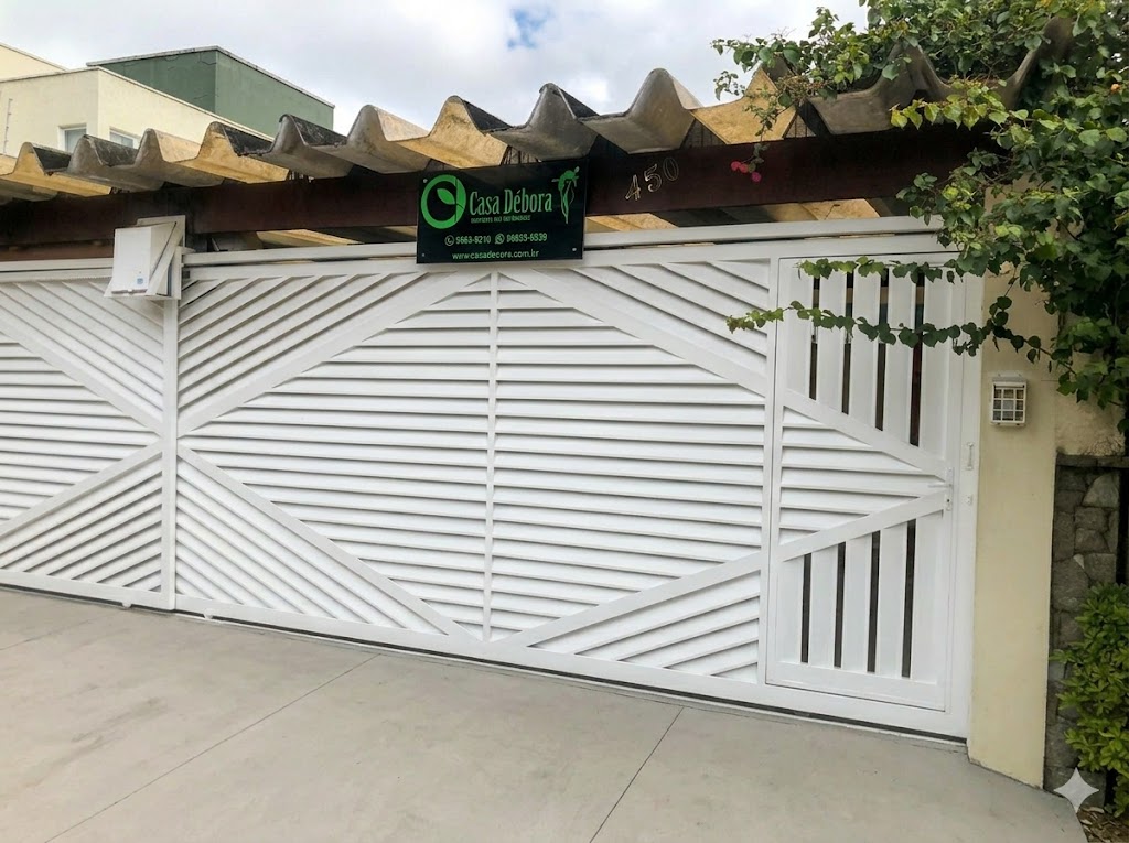 Fachada da Casa Débora